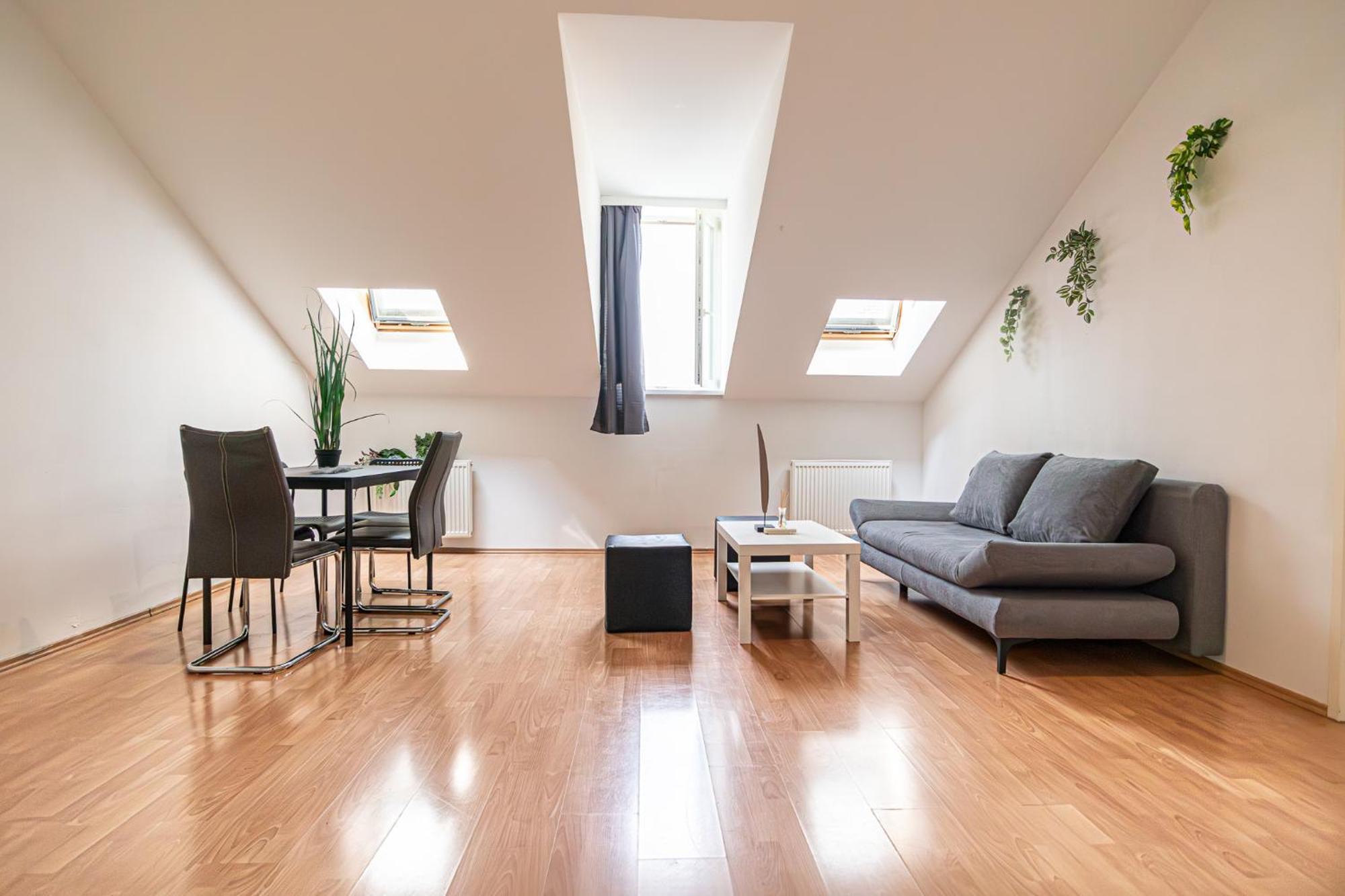 Apartment Cozy 1br Comfortable Design/@ Schoenbrunn *