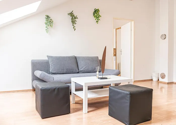 Cozy 1Br Apt Comfortable Design/@ Schoenbrunn